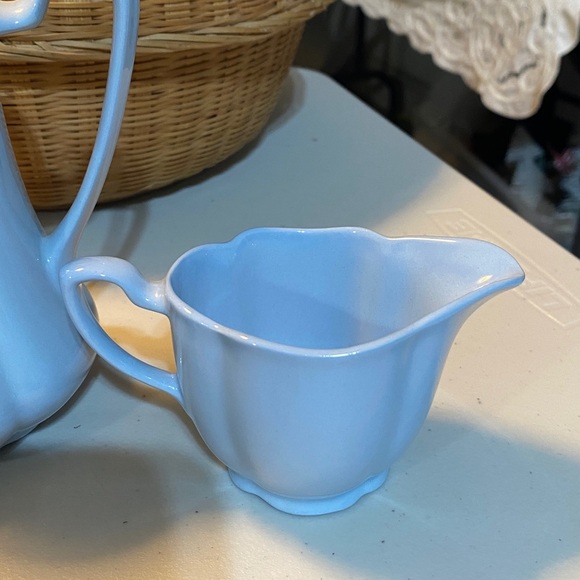 Vintage Johnson Brothers Greydawn Coffee Pot, creamer and egg cup - Picture 4 of 6